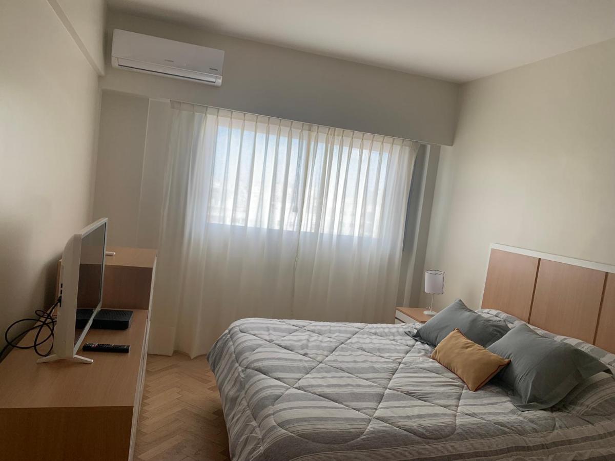 3 Amplios Ambientes Excelente Ubicacion-avenida Corrientes Almagro- Cerca De Todo *