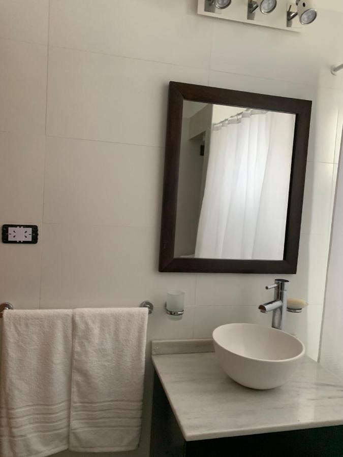 3 Amplios Ambientes Excelente Ubicacion-avenida Corrientes Almagro- Cerca De Todo Apartment Buenos Aires